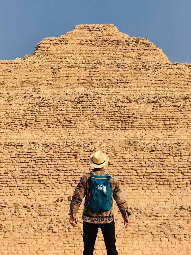 左塞爾階梯金字塔Djoser|一場轟轟烈烈的造神運動