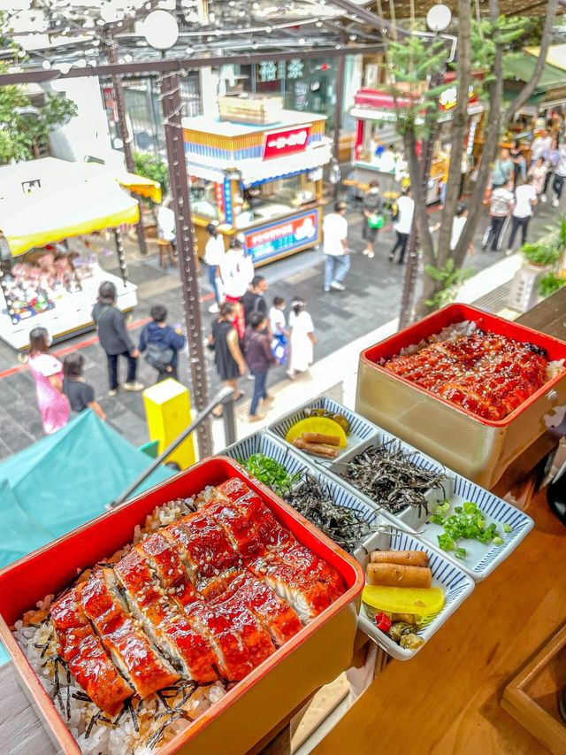 昆明秘境中的鰻魚飯寶藏店!