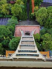 凤凰山公園——被譽為川北第一樓的凤凰樓。