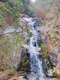 漫步慕阜山，體驗大自然的鬼斧神工與歷史的沉澱