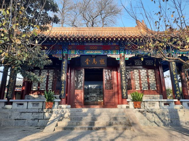 戲馬台