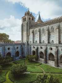 Évora