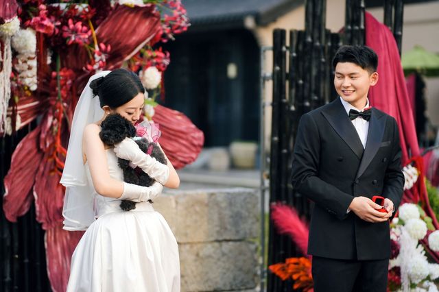 一場山居間的婚禮儀式