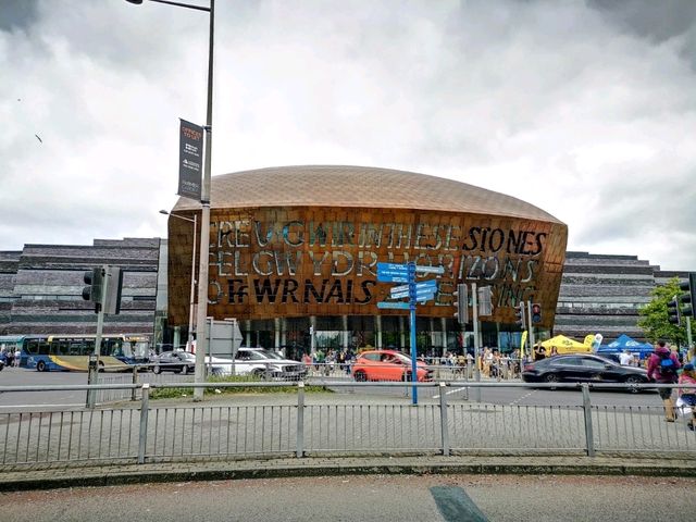 Cardiff Walkabout: From Arcades to Architecture
