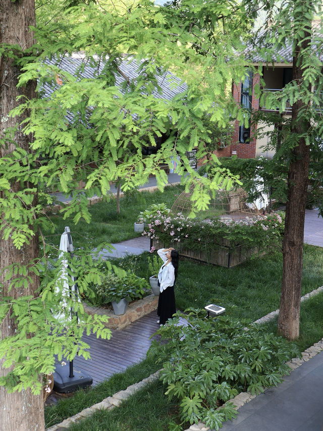 秦嶺22°C夏天｜帶娃住進星空下的道班宿，美到喊！