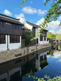 Well-restored old town in Shanghai - Panlong Tiandi 🦆⛲️