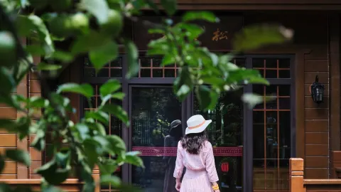 Western Liaoning's secret private hot springs, wooden cabins soaking in springs, frolicking in the wetlands — traveler post in Linghai