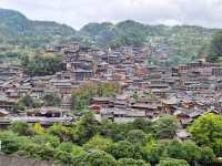 住進苗寨雲端！天合盛景讓我捨不得下山