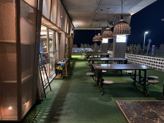 🌊 八斗子望海巷 × 小李子海鮮麵｜奢華版泡麵的極致體驗