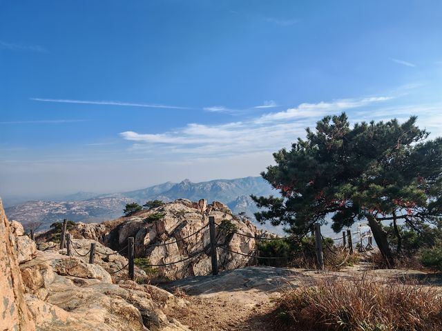被這座山東秘境美到失語！誰說煙台只有海？藏在棲霞的天崮山簡直是大自然的鬼斧神工！喀斯特地貌+