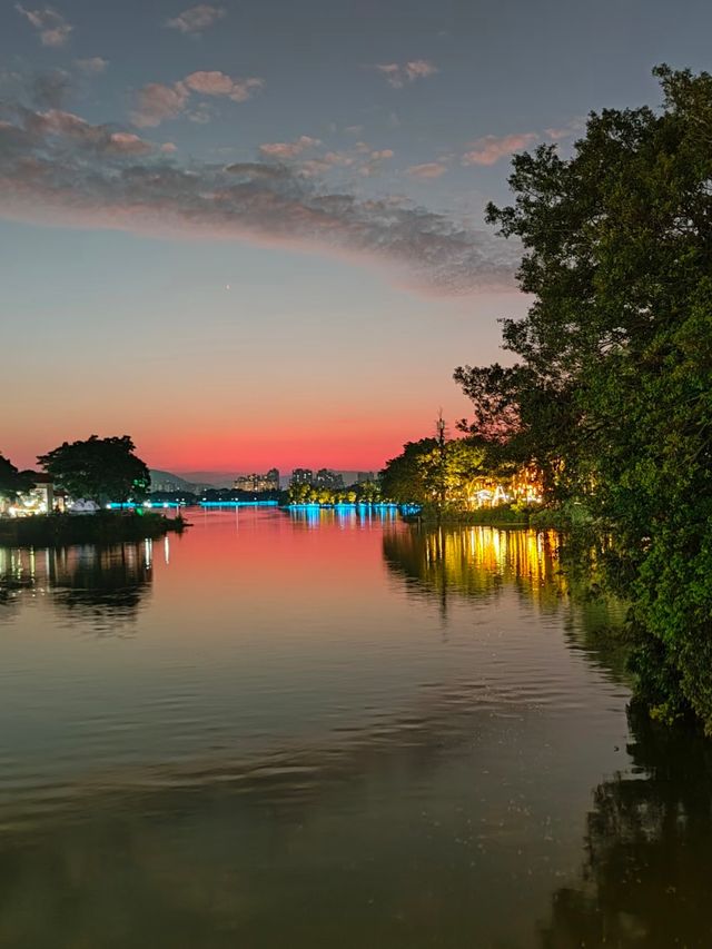七星岩夜景打卡指南 七星岩夜景打卡指南