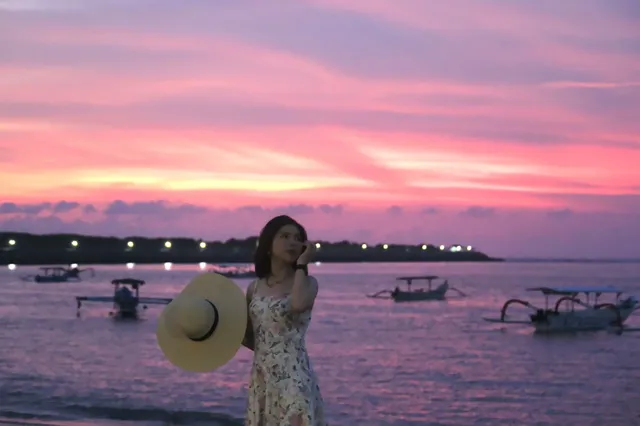 巴厘島落日|晚霞比愛意快一拍落下|純享版 巴厘島落日|晚霞比愛意快一拍落下|純享版