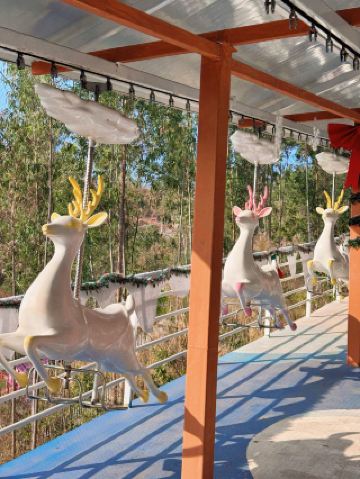 포산의 20도 고온에서 반팔 옷을 입고 눈놀이를 즐기는 남부의 작은 감자에게 몇 가지 팁을 주세요.
광둥성 포산의 20도 날씨에 눈놀이를 하는 잉샹은 야외에서 눈놀이를 하고 있습니다.