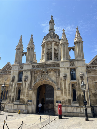 Perfect guide for a one-day Cambridge tour
