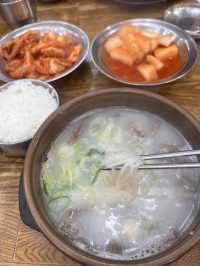 韓国/ソウル【弘大】弘大で朝ごはんを食べるならこちら💁‍♀️ソルロンタンのお店