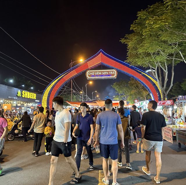 龍橋夜市夜遊打卡食宵夜
