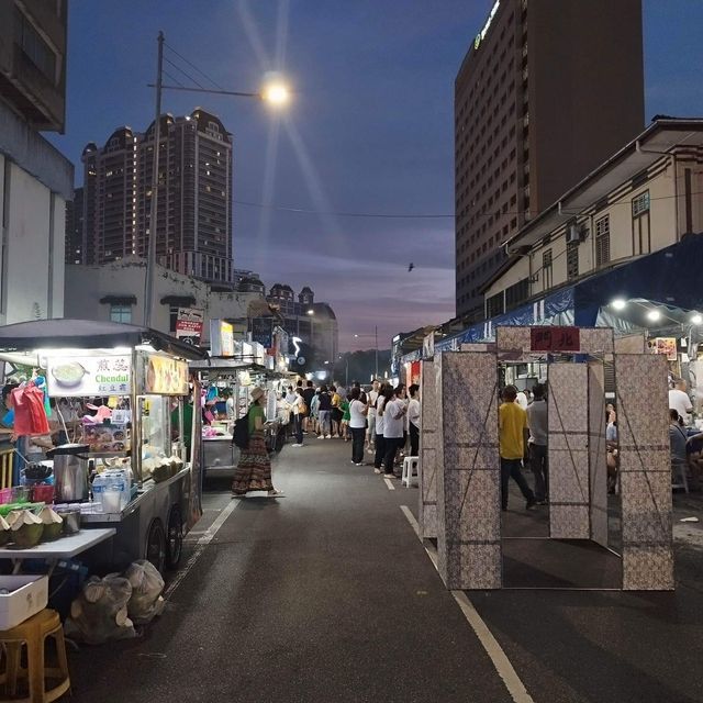 A Night Walk at George Town Penang