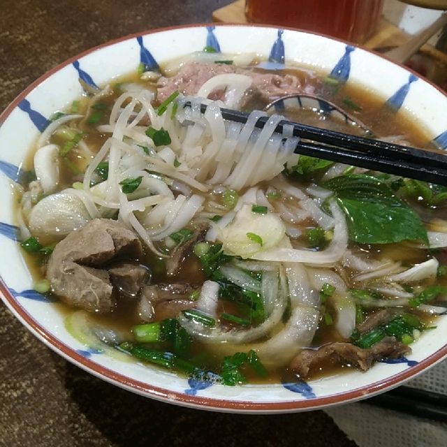 神秘食材鵝肝醬法包