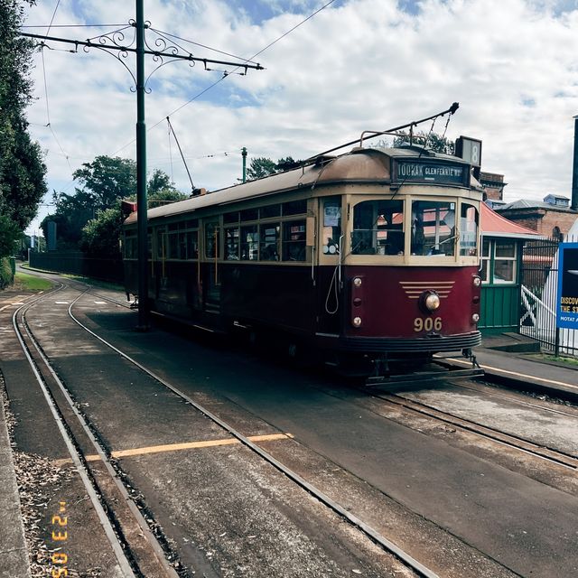 奧克蘭，復古路面電車！