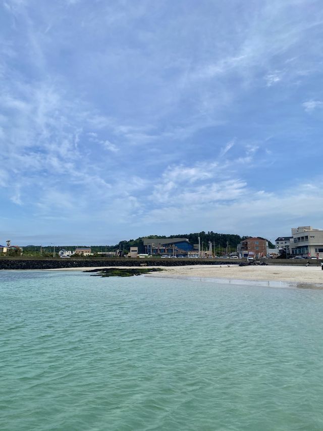 바다색이 에메랄드 색인 김녕해수욕장🌊😇