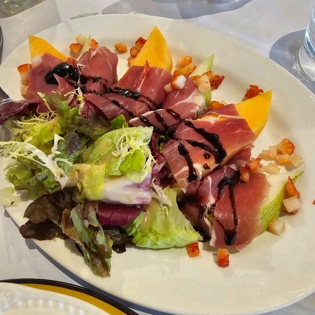 色香味俱全🍓🥗🍝的美式意大利餐廳🍽