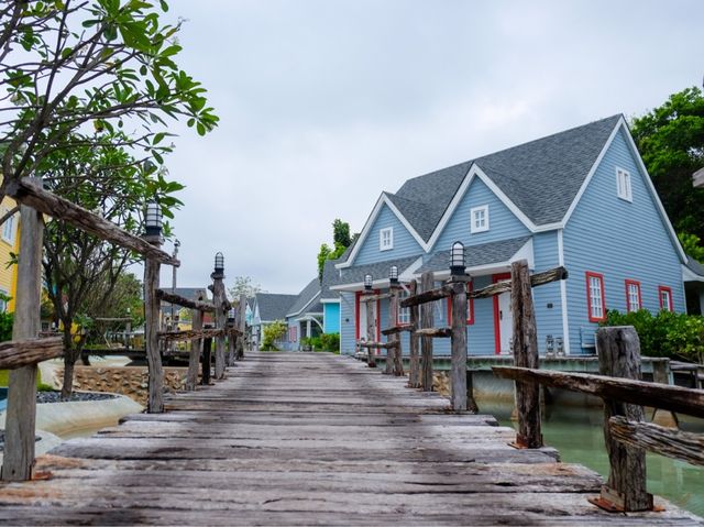 Peggy's Cove : Fishermen Village, Chanthaburi 🏖