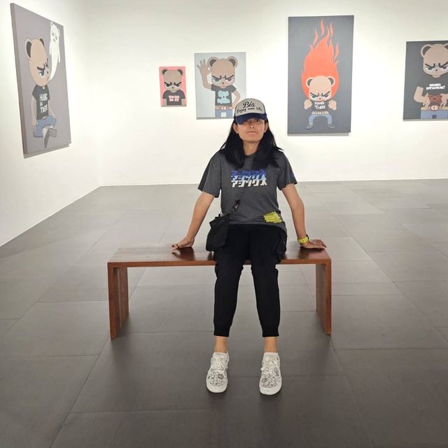 Arts exhibition “หมีนักเย้ยหยัน”