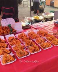 ตลาดริมโขง ดูของป่าจากฝั่งลาว ที่นครพนม 