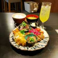 日本酒バル米酒で夕食おまかせメニューを注文してみた