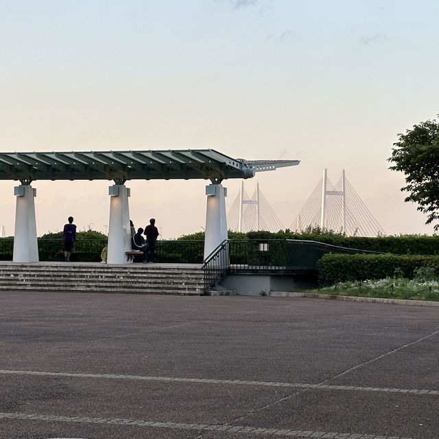 【横浜】夕方の港の見える丘公園・展望台にて