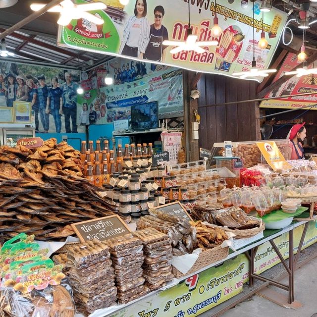 ตลาดหลวงปู่ทวด