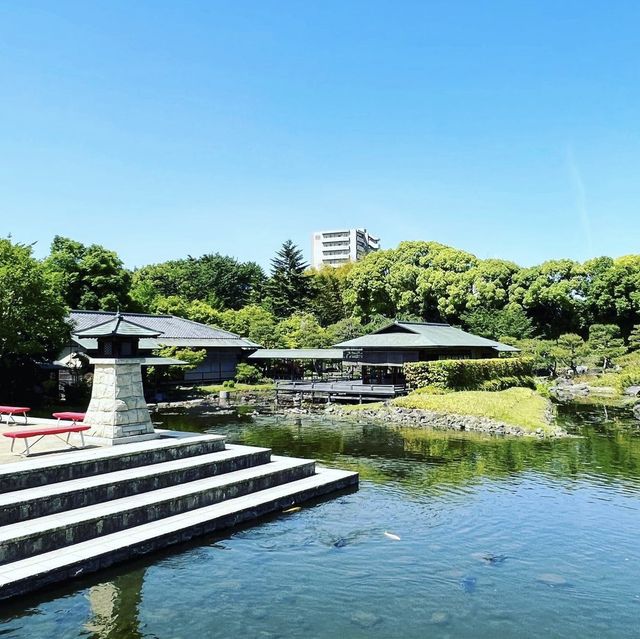 白鳥庭園