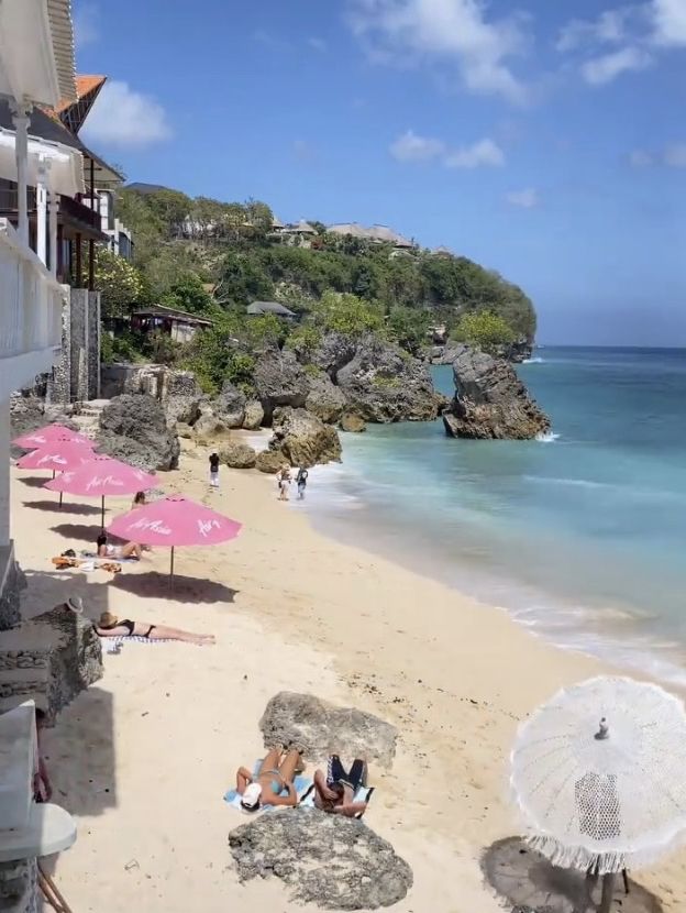 BINGIN BEACH BALI🏝️ 