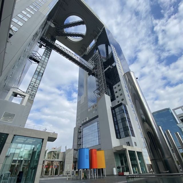 登上天空！在梅田藍天大廈俯瞰城市美景！🌇✈️🏙️