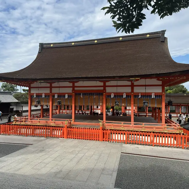 Beautiful temple worth the hike 