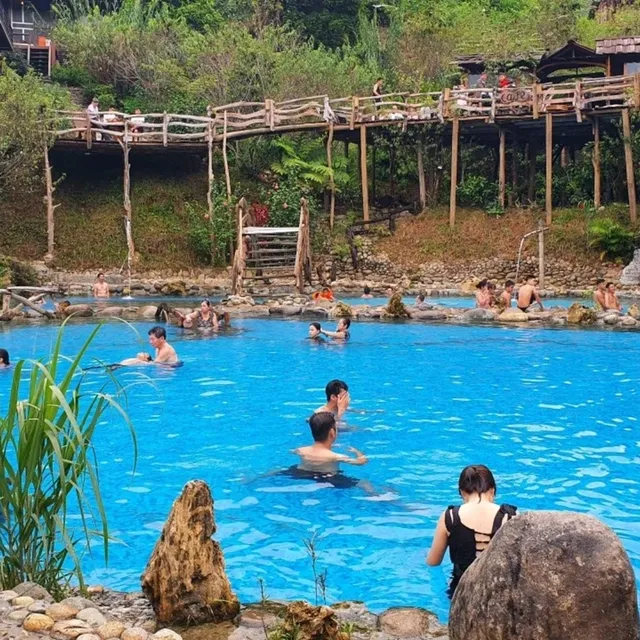 Trạm Tấu Hotsprings