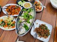 泰國華欣-浪漫海邊餐廳|Chomview seafood|
