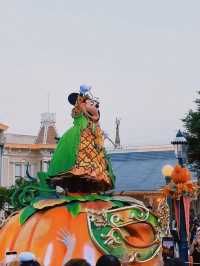ฮาโลวีนปีนี้ ที่ดิสนีย์แลนด์! 🎃