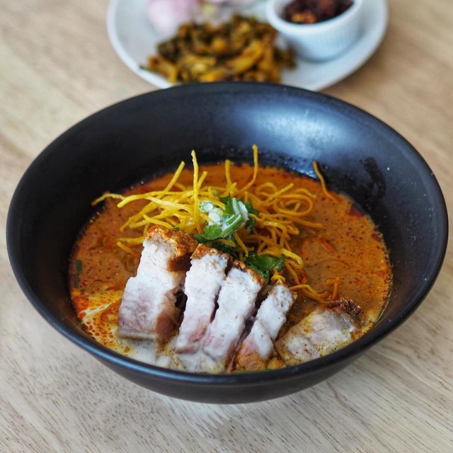 ข้าวซอย เปิง-สามกอง