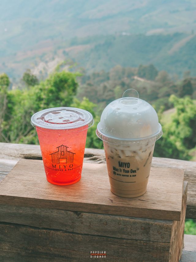 คาเฟ่บนดอยช้างสไตล์โรงนาวิวสวยบรรยากาศดีอาหารอร่อย