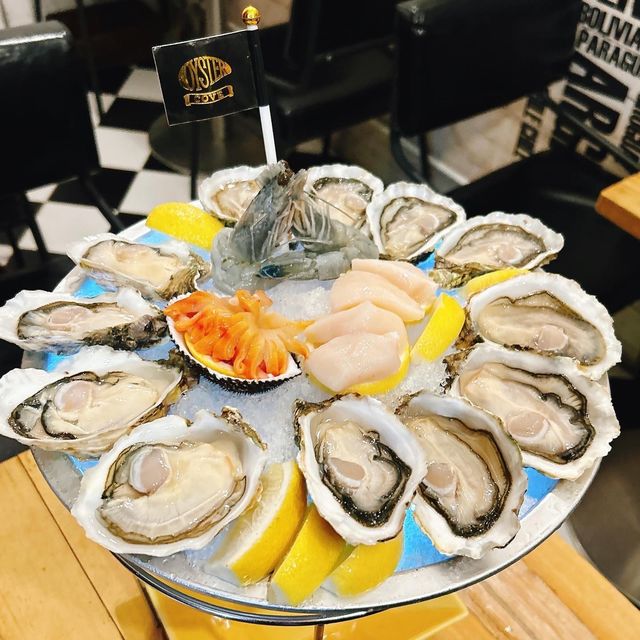 對自己「蠔」啲😍天后生蠔專門店🦪勁鮮甜呀！