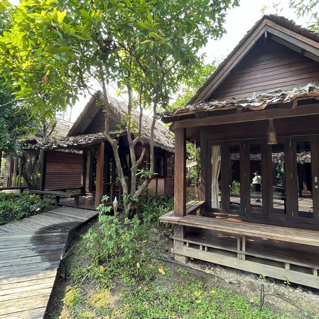 Azalea Village Resort 