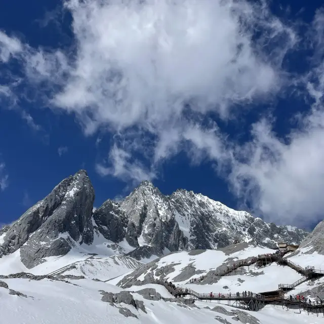 玉龍雪山