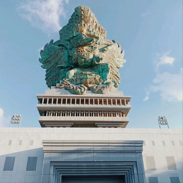 Garuda Wisnu Kencana, Bali