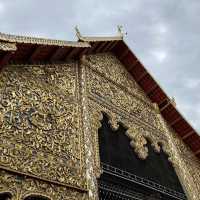 ‘วัดสวนดอก’ วัดดังเชียงใหม่รวมกู่เจ้านายฝ่ายเหนือ
