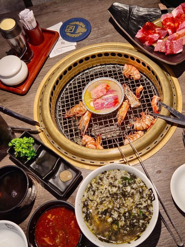 陸!海!空! 牛角燒肉!我們又來了! 陸!海!空! 牛角燒肉!我們又來了!