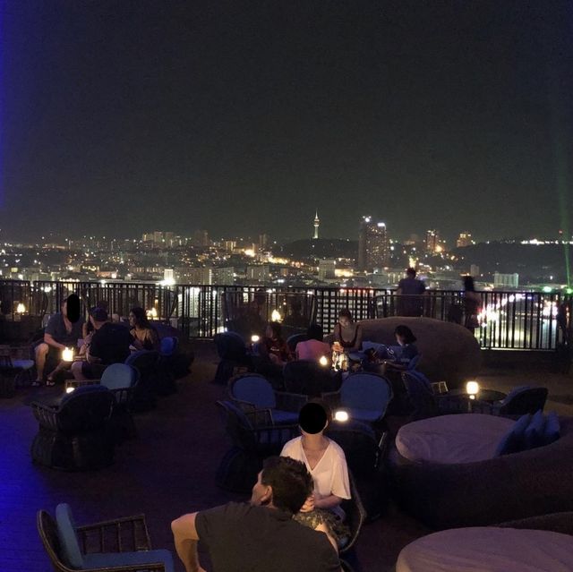 《タイ》Hilton34階にあるルーフトップバー🍸