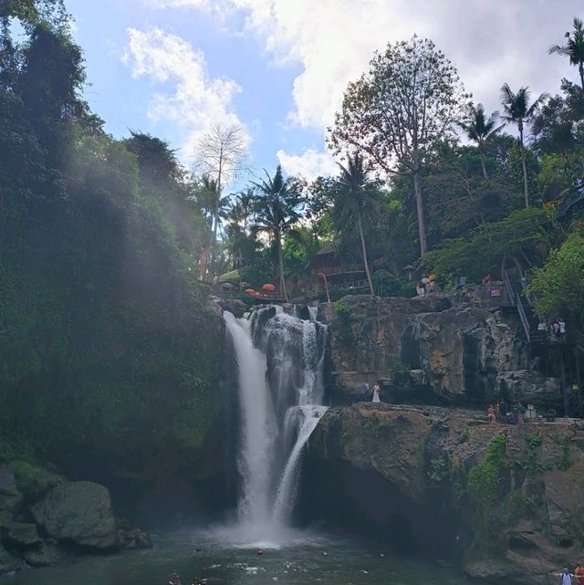 烏布秘境Tegenungan Waterfall