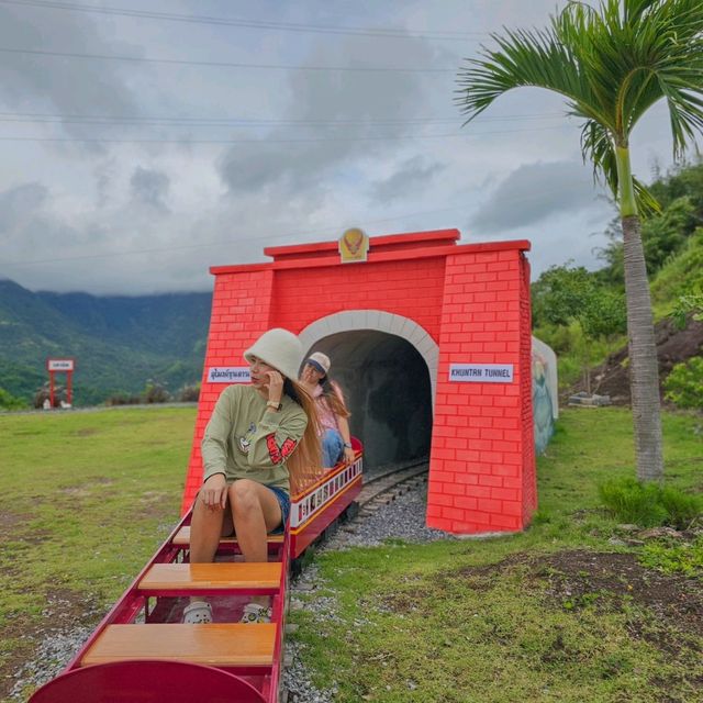 นั่งรถไฟจิ๋ว ชมวิวเขาค้อ