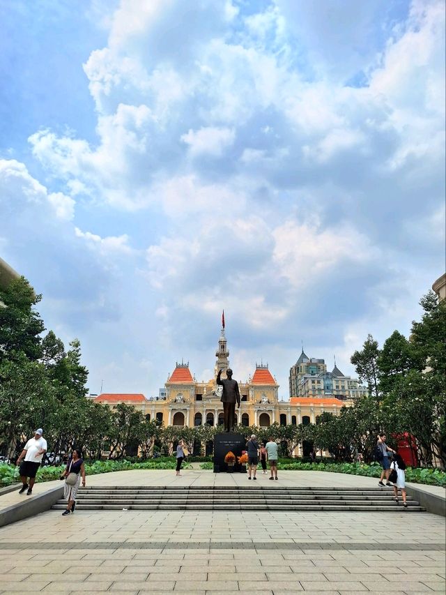 🇻🇳 Ho Chi Minh City Hall, Vietnam